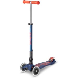 Micro Maxi Scooter Navy Blue Deluxe Foldable LED Micro Maxi Scooter Navy Blue Deluxe Foldable LED